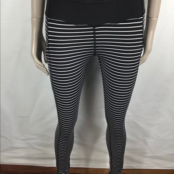 ⭐️rare⭐️ lululemon speed tight size 6 - Picture 2 of 5